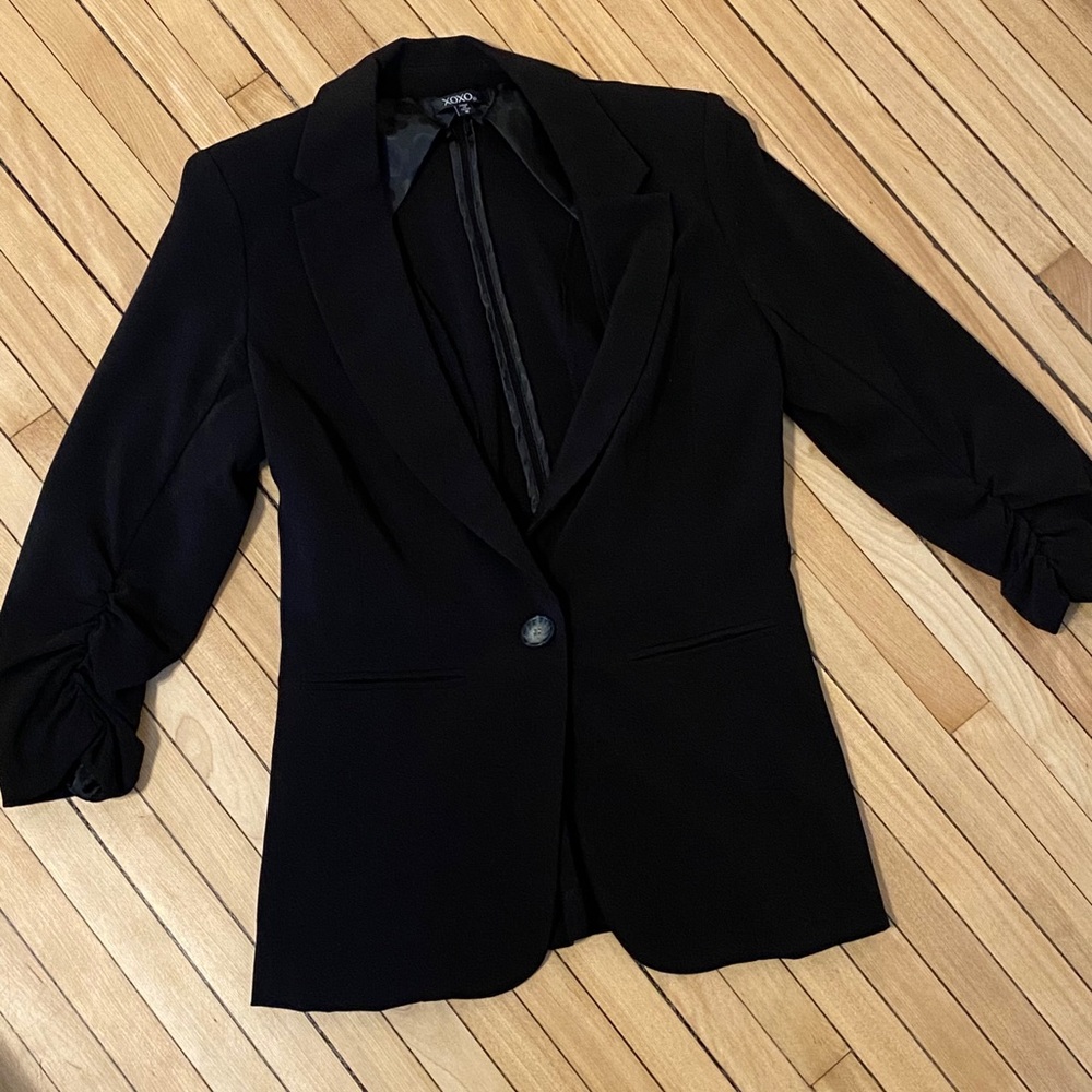 Ruched Sleeve Black Blazer